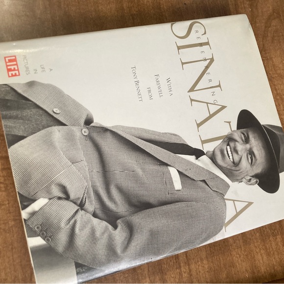 Remembering Sinatra A Life in pictures LIFE books New condition - Picture 5 of 8